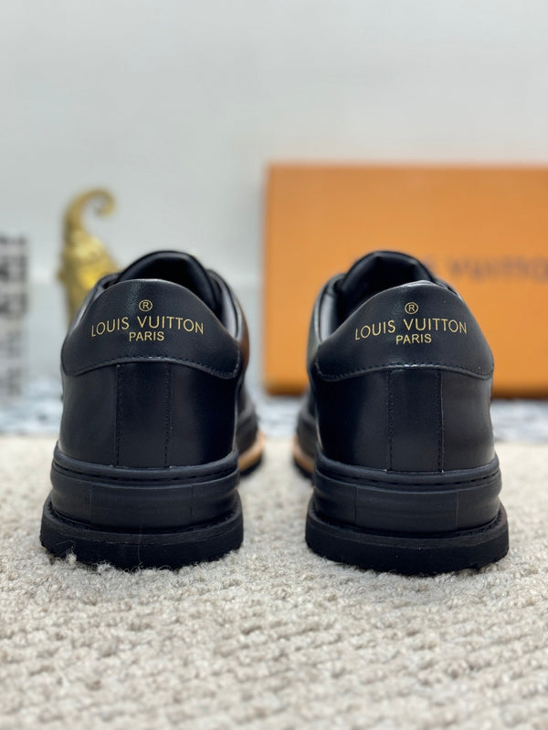 LV TRAINERS IN BLACK CALFSKIN AND JACQUARD