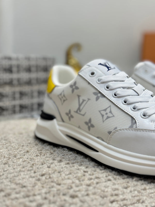 LV TRAINERS IN WHITE CALFSKIN AND JACQUARD