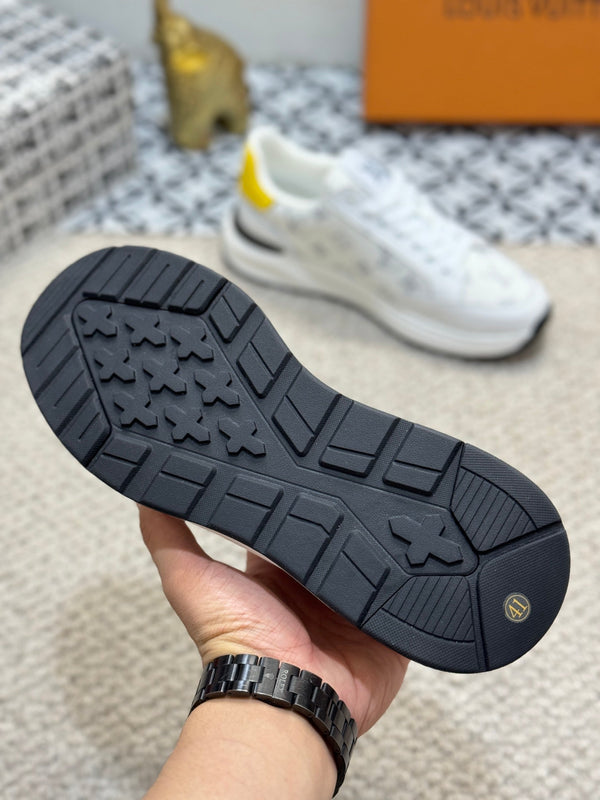 LV TRAINERS IN WHITE CALFSKIN AND JACQUARD