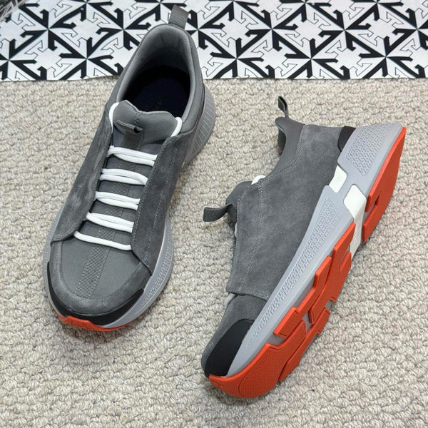 Sneaker Just da uomo HM in pelle scamosciata grigia 545942