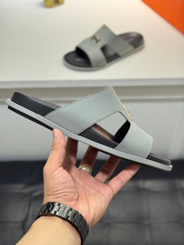 HM Oran H Black Gold Buckle Slippers in Light Gray Cowhide 735251