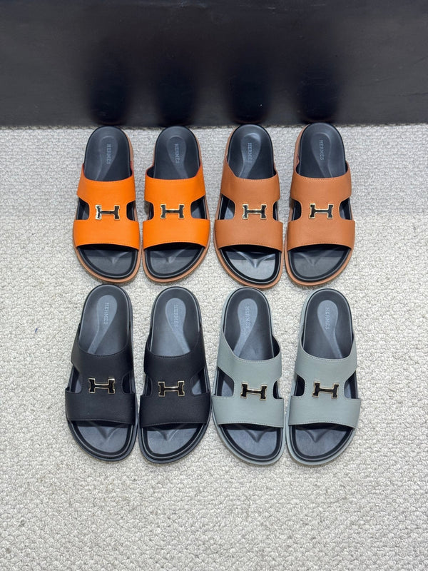 HM Oran H Black Gold Buckle Slippers in Light Gray Cowhide 735251