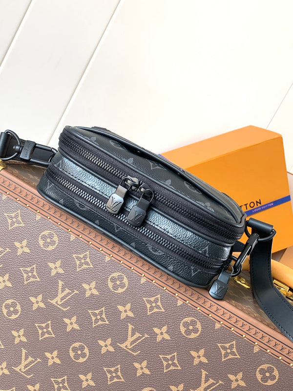 LV Nano Alpha 18,5 cm Tela Monogram Eclipse nera