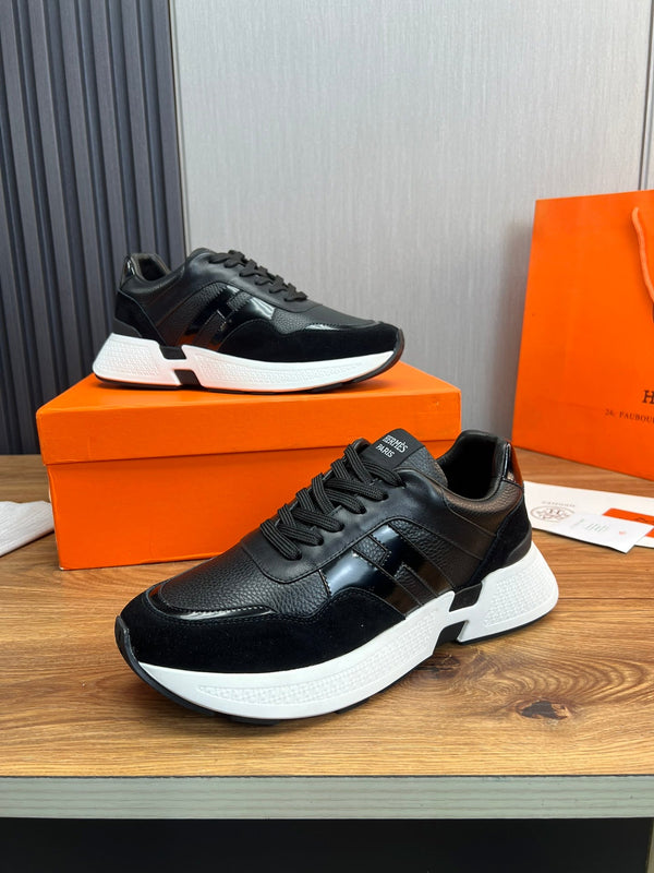 HM Men's Sneaker Black Cowhide Suede 936364