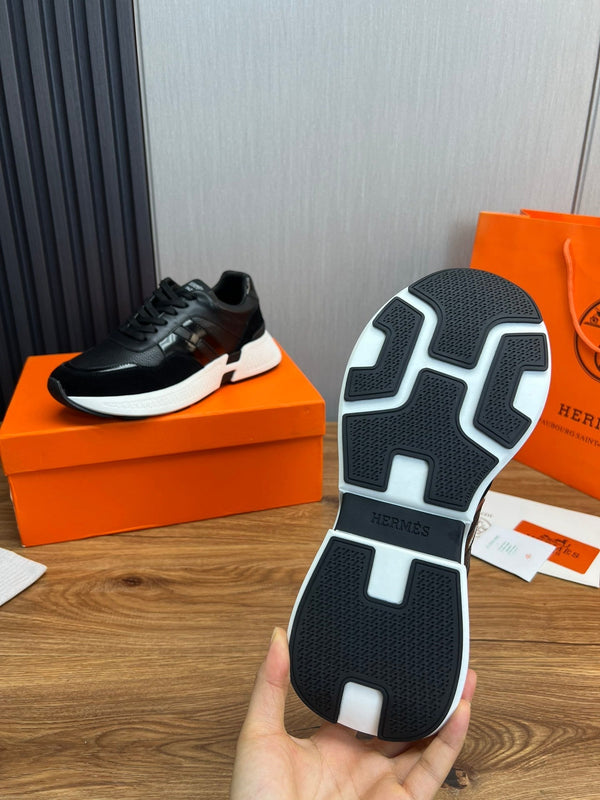 HM Men's Sneaker Black Cowhide Suede 936364