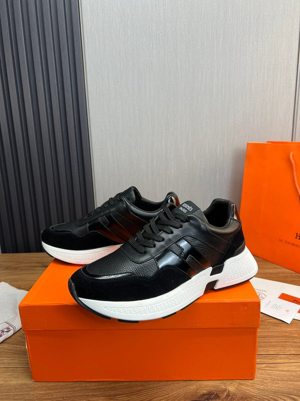 HM Men's Sneaker Black Cowhide Suede 936364