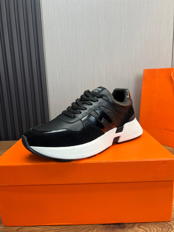 HM Men's Sneaker Black Cowhide Suede 936364