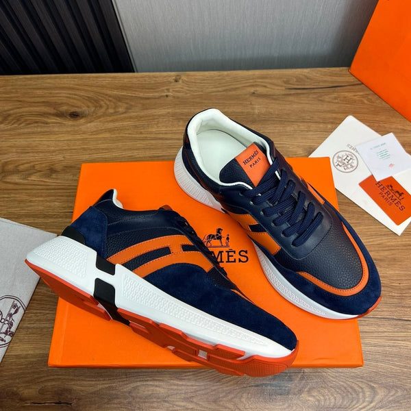 Sneaker da uomo HM in pelle scamosciata blu navy 936372