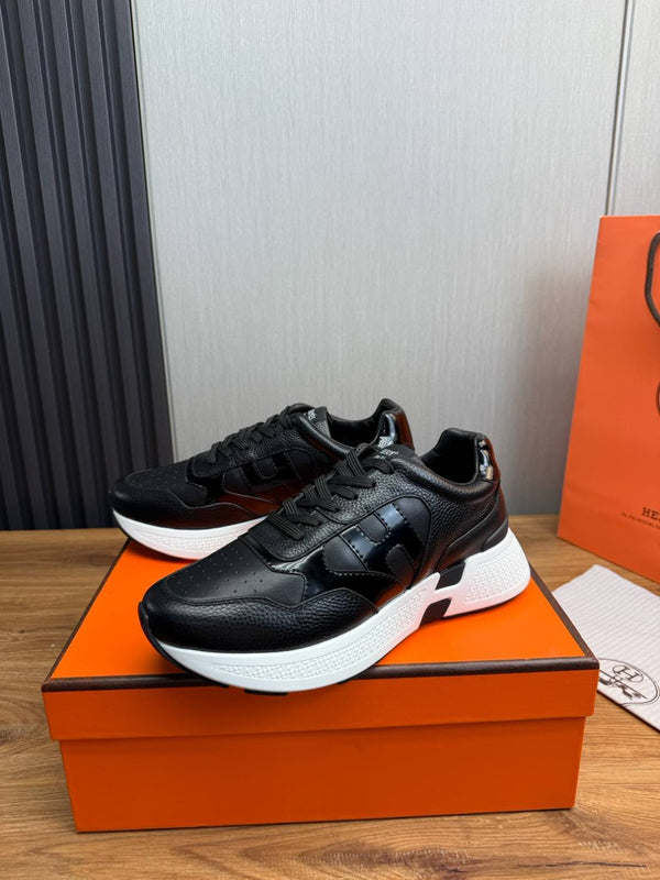 HM Men's Sneaker Black Cowhide 519230