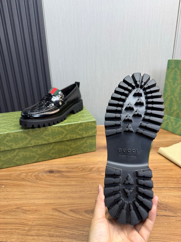 GG Men's Web Loafer Black Patent Leather 724592