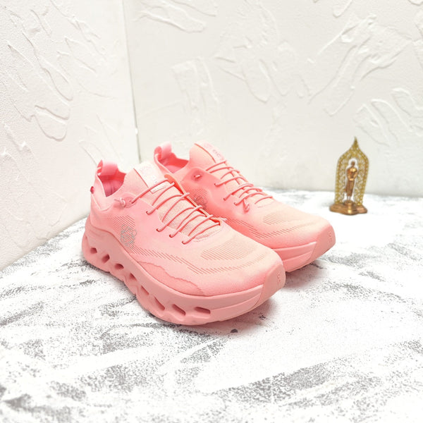 CLOUDTILT SNEAKER IN BLUSH PINK RECYCLED POLYESTER
