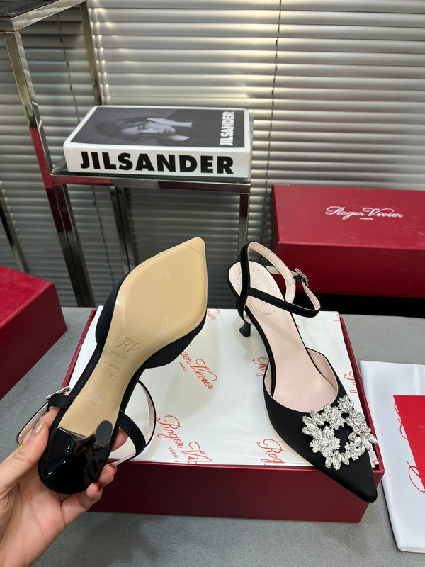 Flower Strass Buckle Slingback Pump 90 Black Satin