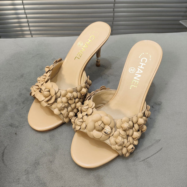 mule sandal 80 beige calfskin flower