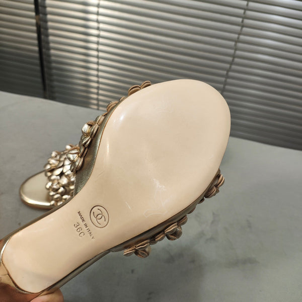 sandalo mulo 80 oro metallizzato vitello fiore