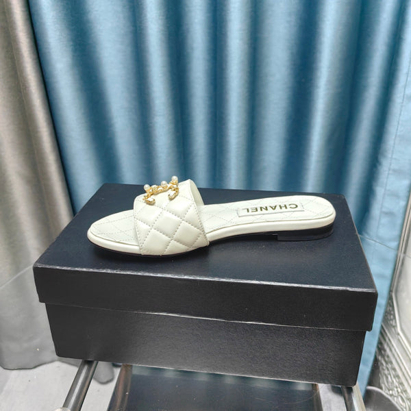 sandalo mulo trapuntato in pelle di vitello bianca mop