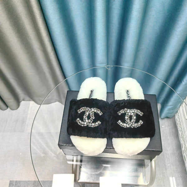 CC Slippers Black Mix White With Logo Fleece
