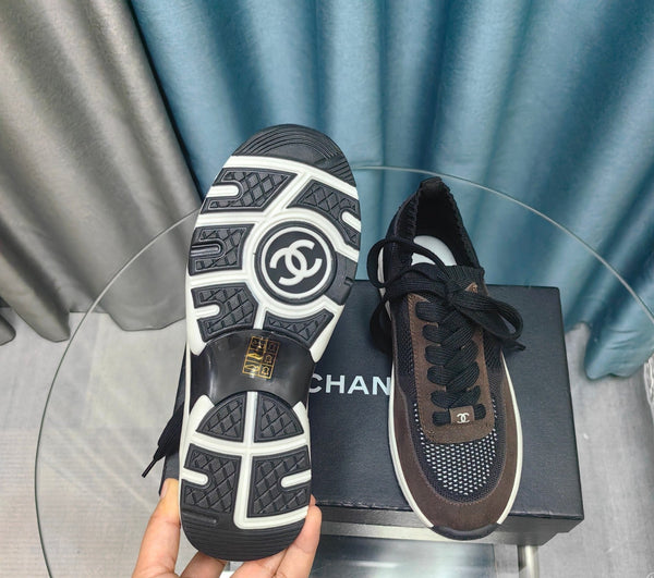 CC Sneaker Marrone Nero Pelle Scamosciata e Tessuto a Rete in Poliestere