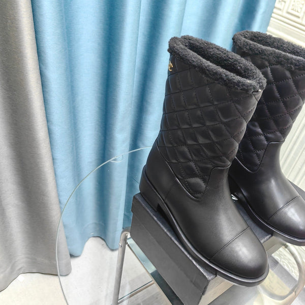 CC Short Boots Black Calfskin Lining Wool And Lambskin