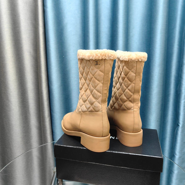 CC Short Boots Beige Suede Lining Wool And Lambskin