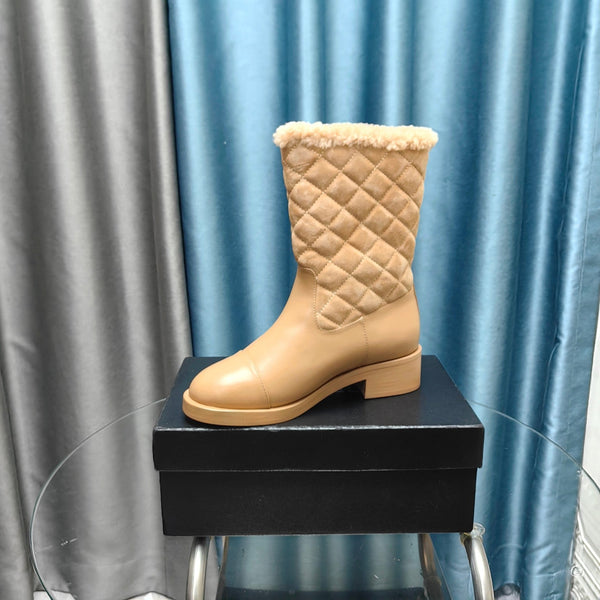 CC Short Boots Beige Suede Lining Wool And Lambskin