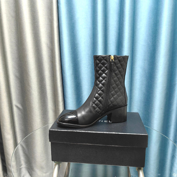 CC Short Boots Black Quilted Calfskin And Lambskin