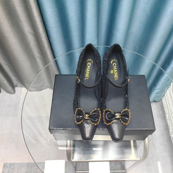 CC High Mary Janes in tessuto con perline nere e pelle di agnello