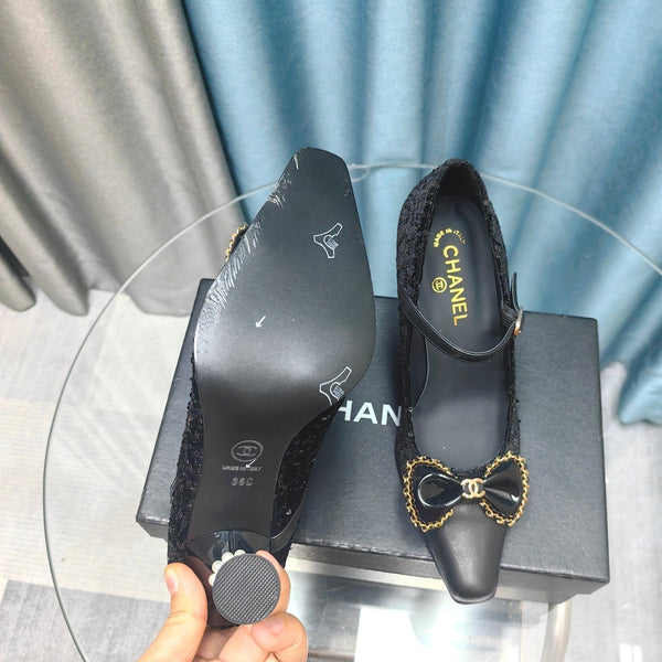 CC High Mary Janes in tessuto con perline nere e pelle di agnello