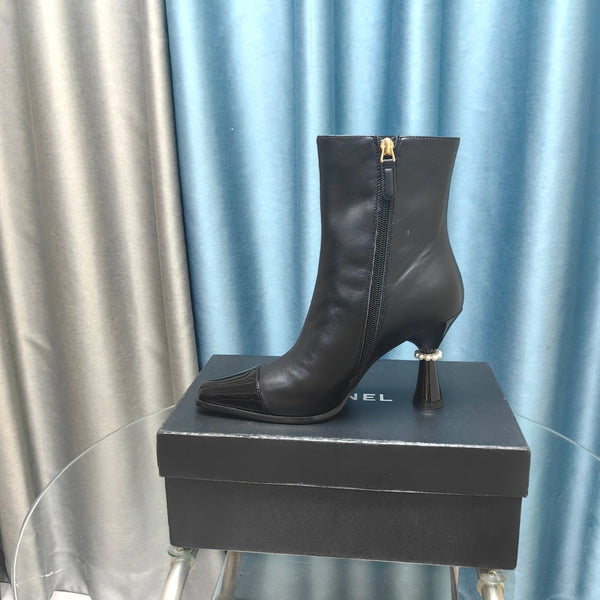 CC Ankle Boots Black Cowhide And Lambskin
