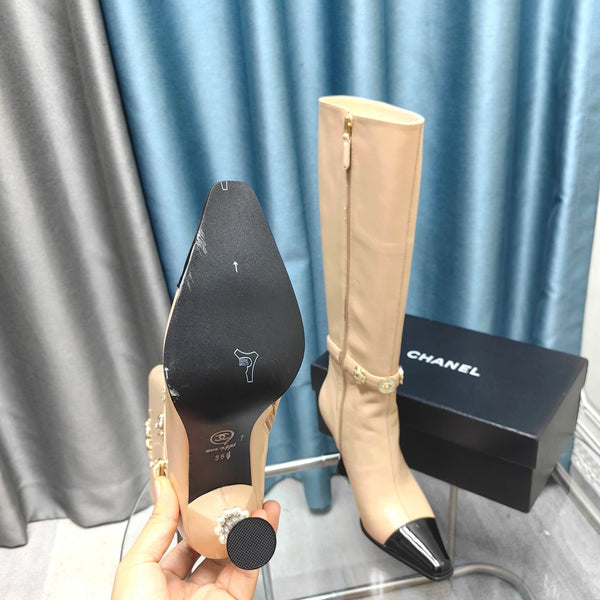 Stivali alti CC in pelle di vacchetta e agnello beige