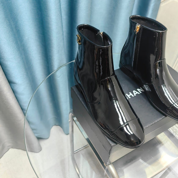 CC Ankle Boots Glossy Black Calfskin