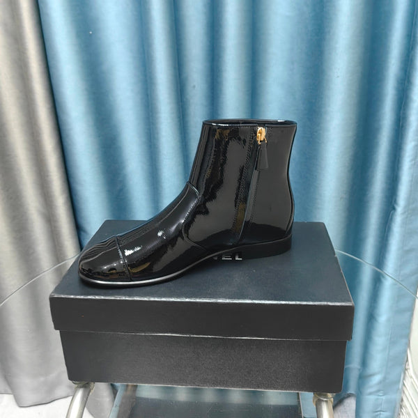 CC Ankle Boots Glossy Black Calfskin