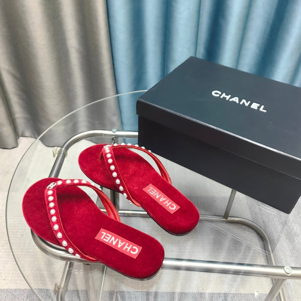 CC Thong Red Velvet Pearl