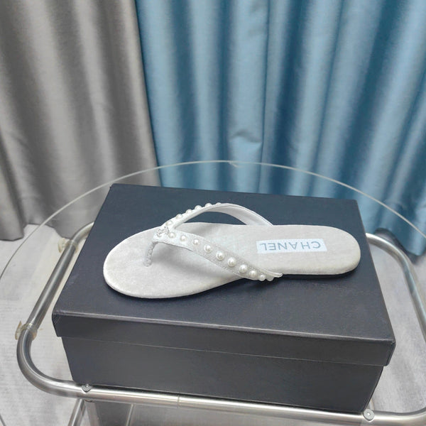 CC Thong Grey Velvet Pearl