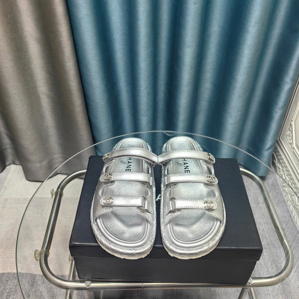 CC 25C Sandalo Triplo Cinturino Pelle di Vitello Argento