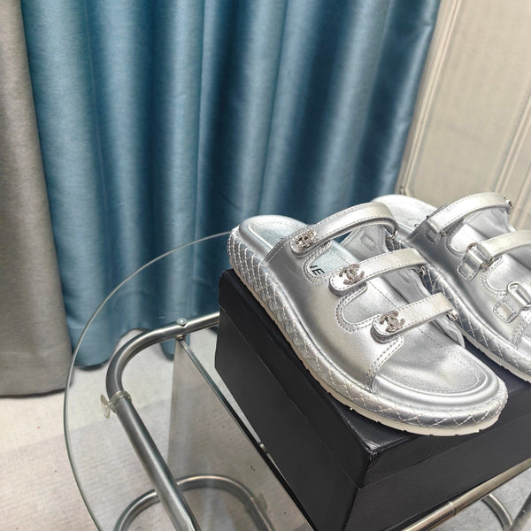 CC 25C Sandalo Triplo Cinturino Pelle di Vitello Argento