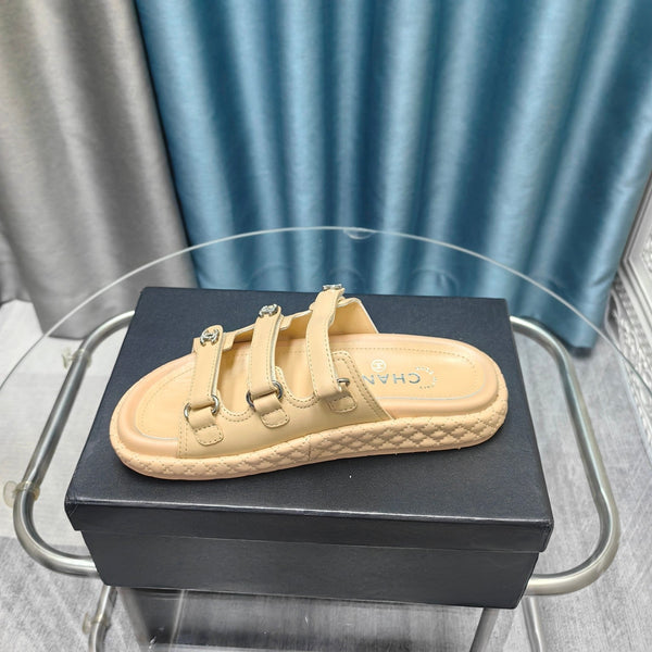 Sandalo CC 25C Triplo Cinturino Pelle di Vitello Beige