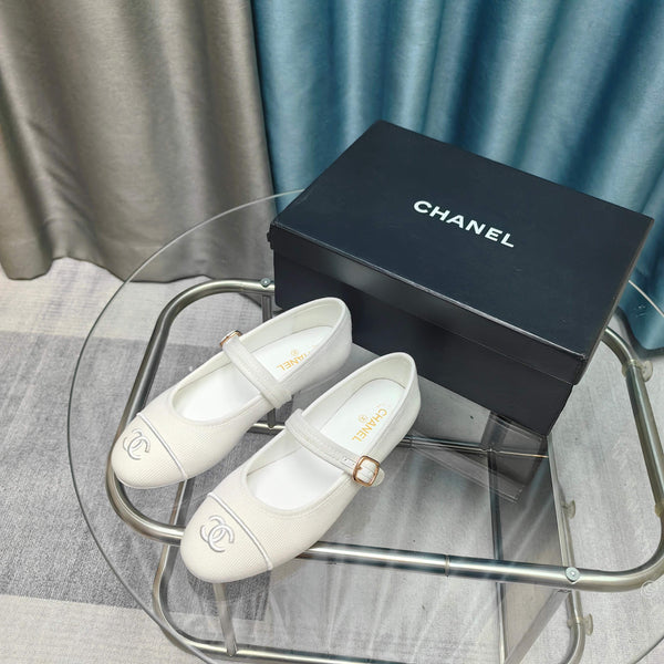 CC 25C Marry Janes White Fabric