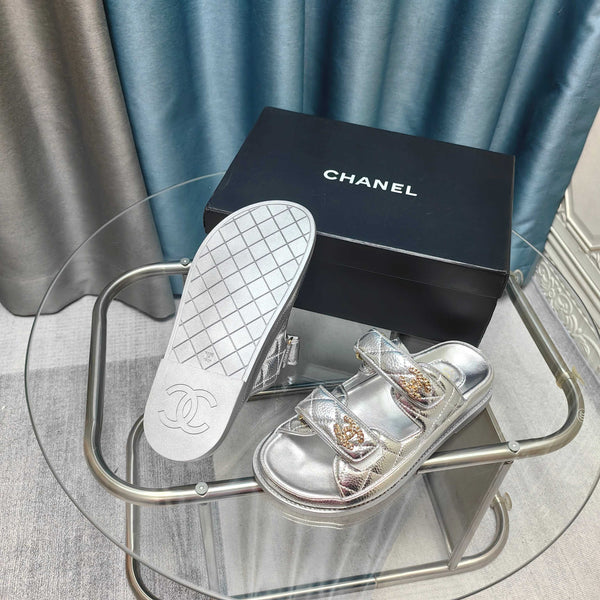 CC 25C Dad Mule in pelle di vitello martellata metallizzata argento