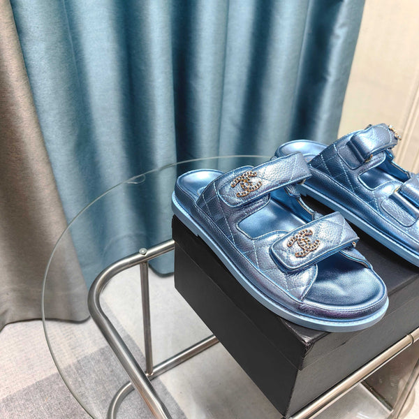 CC 25C Dad Mule Cloud Blue Metallic Pelle di vitello grana