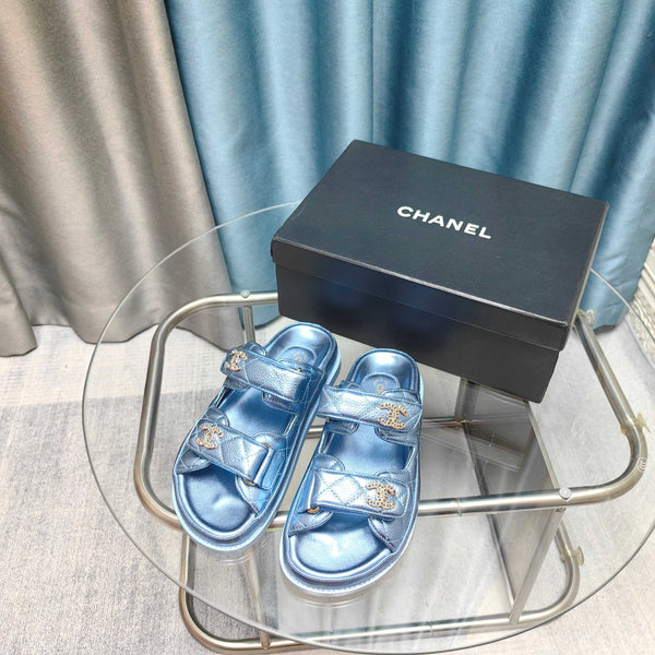 CC 25C Dad Mule Cloud Blue Metallic Pelle di vitello grana