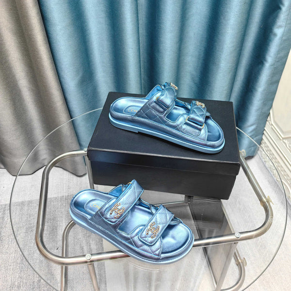 CC 25C Dad Mule Cloud Blue Metallic Pelle di vitello grana