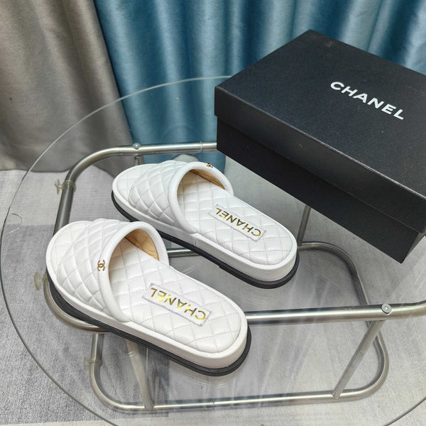 CC 25 Mule Quilted Calfskin