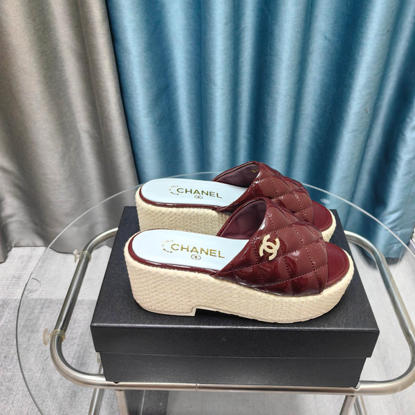 CC 25 Platform Sandal 10cm Patent Calfskin