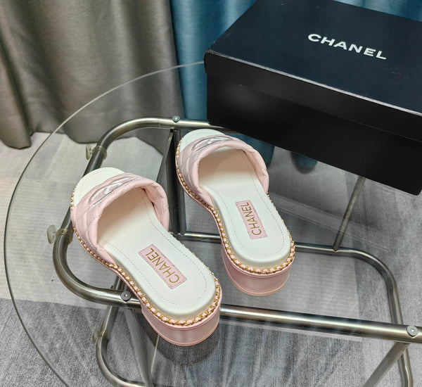 CC 25 Sandal 5cm Quilted Calfskin Leather Chain