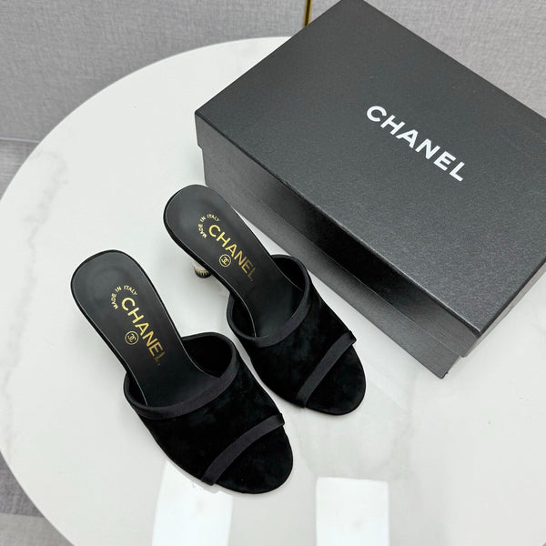 CC 25 High Heel Slippers 85mn Black Suede 368790
