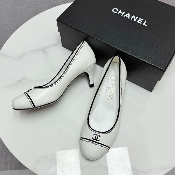 CC 25 Pumps 50mm White Black Sheepskin 368794