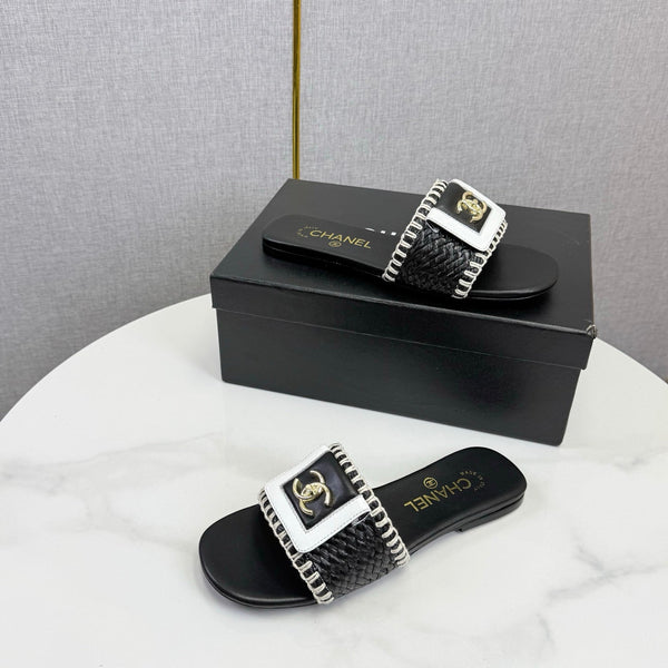 CC 26s Slipper Black White Sheepskin Tweed 620278