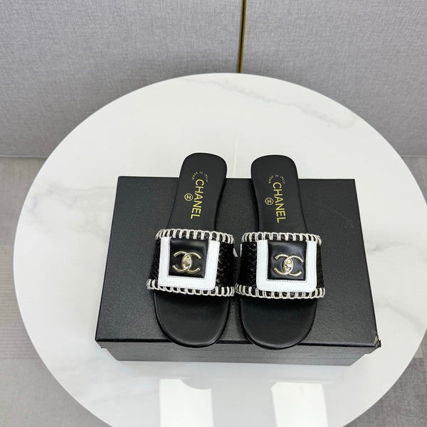 CC 26s Slipper Black White Sheepskin Tweed 620278