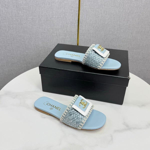 CC 26s Slipper Light Blue Sheepskin Tweed 620280