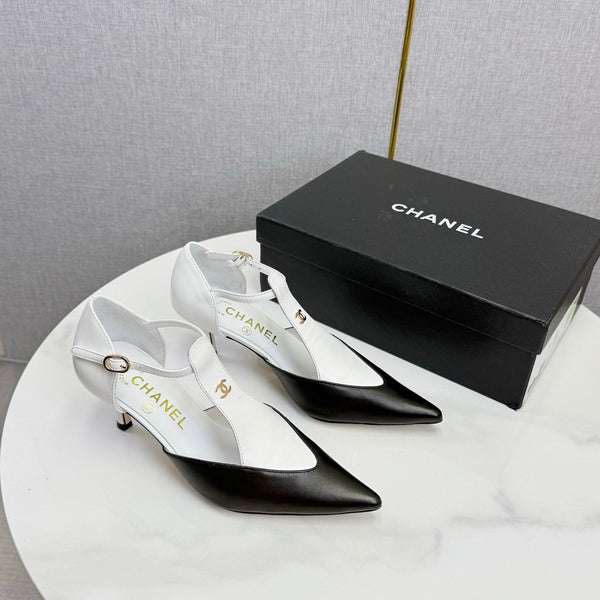 CC T-Strap Kitten Heels White Black Sheepskin 619976